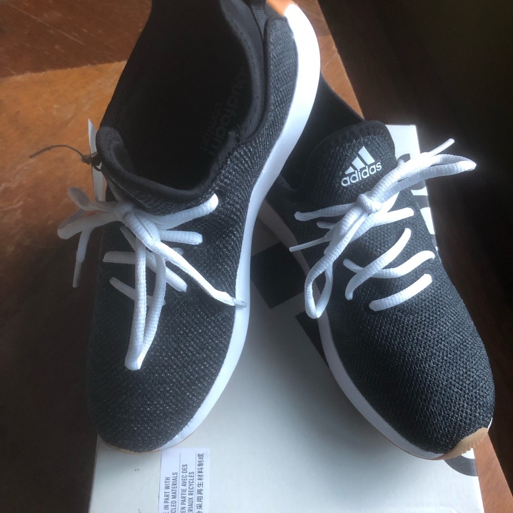 NEW! Women’s Adidas Cloudfoam Pure SPW Sneakers